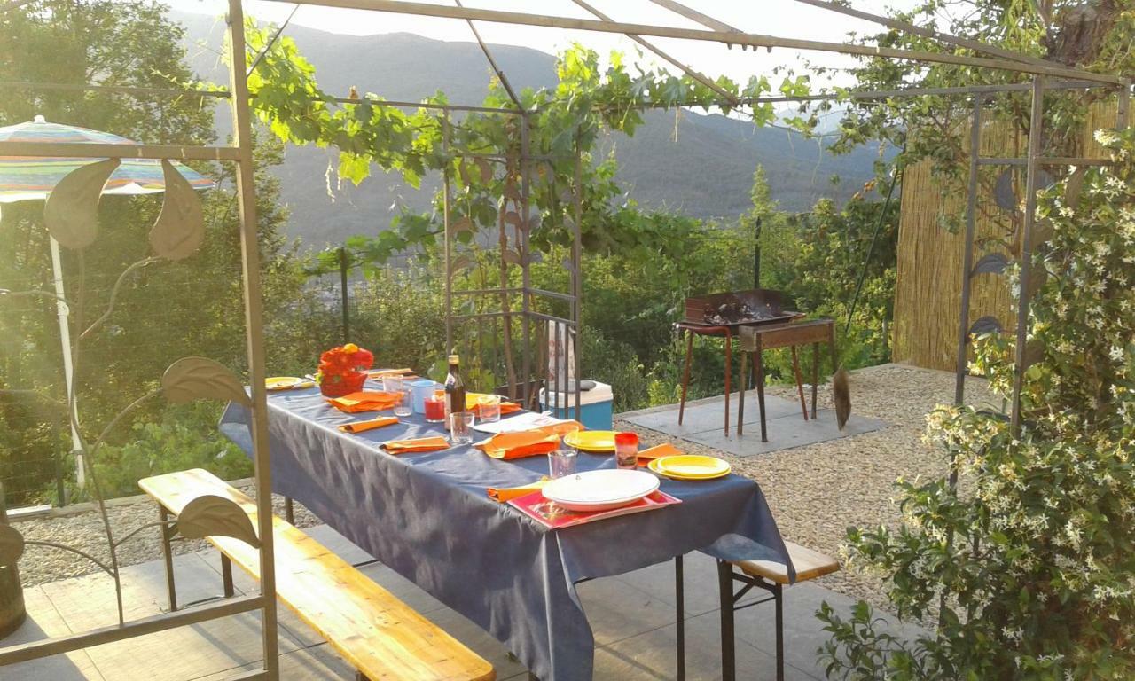 Agriturismo Nonni Devia Lucinasco ภายนอก รูปภาพ